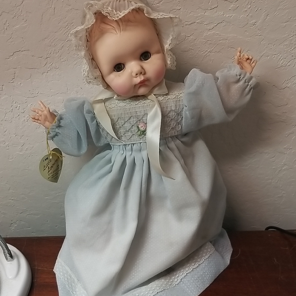 EFFANBEE LITTLE LOVUMS 1977 #8377 NWT. Molded Head,arms,legs, Cloth Body